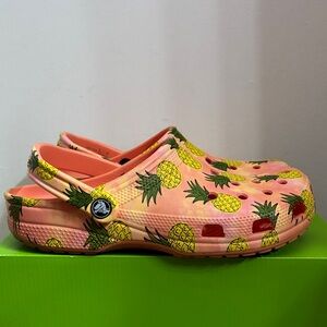 Pineapple Print Clogs